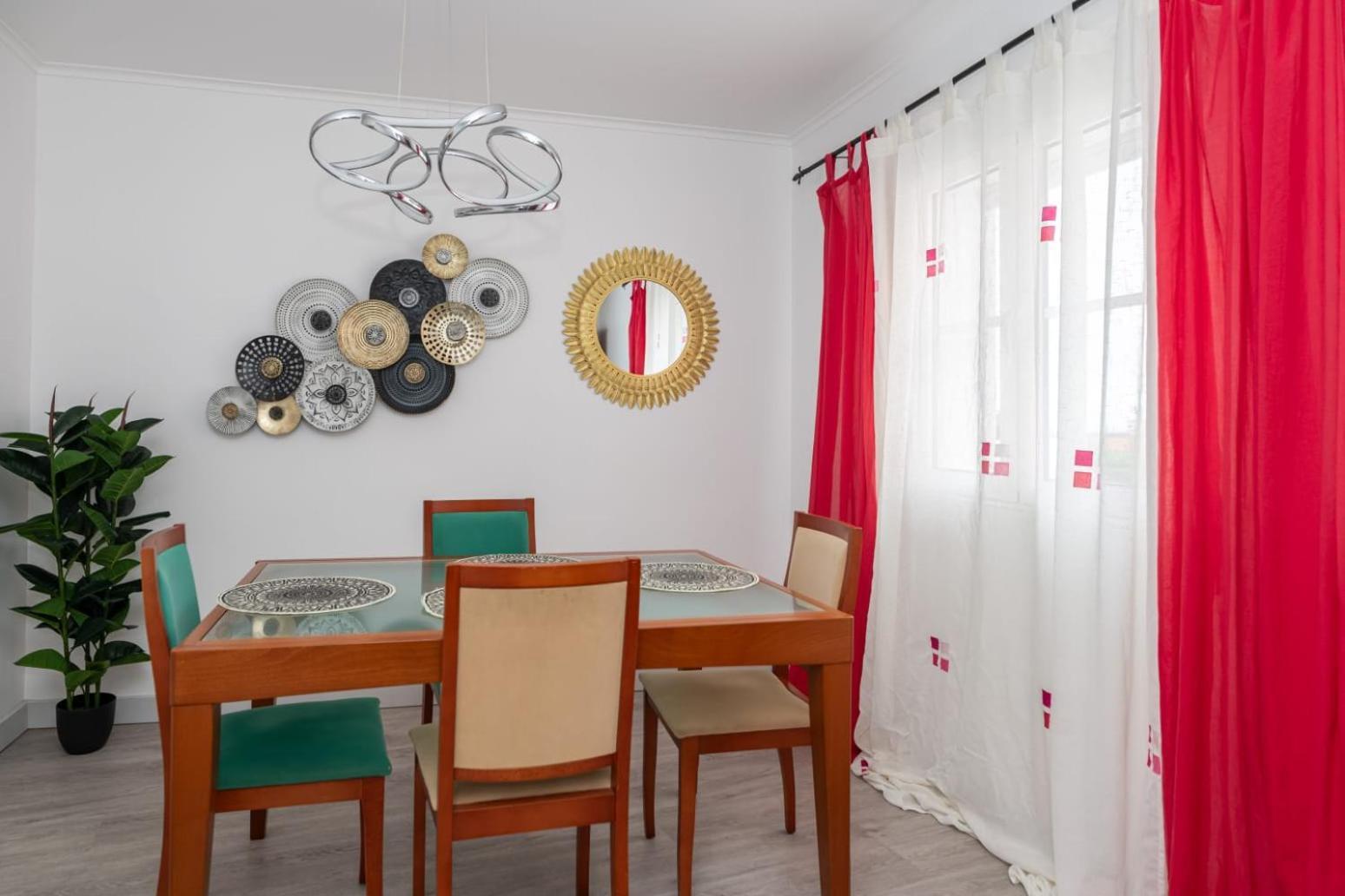 Ponta Delgada Family Friendly Azorean Apartment מראה חיצוני תמונה